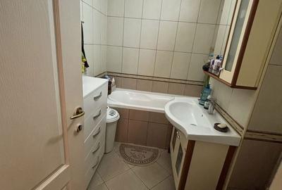 Apartament cu 3 camere decomandat în Central - 6