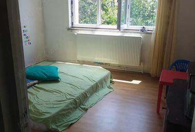 Vanzare apartament 4 camere - 2