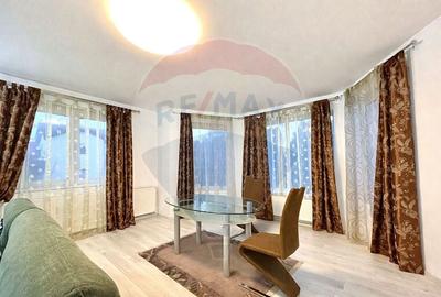 Casă cu 4 camere cu Teren 400 Mp în Central - 2