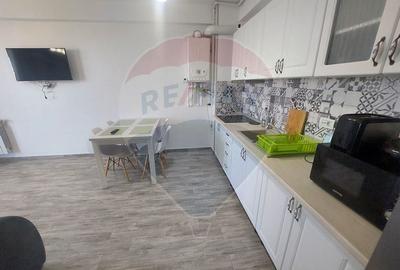 Apartament cu 2 camere de inchiriat in zona Mamaia sat Constanta - 6