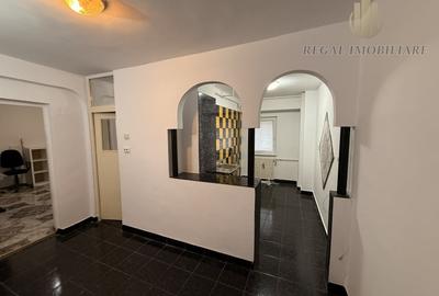 Birou, de 40 mp, în Unirii - 3