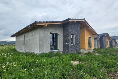 Casa individuala pe parter, teren 500mp, Cristian