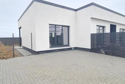 Casă cu 4 camere cu Teren 330 Mp în Tărlungeni - 10