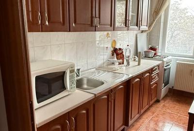 Apartament decomandat în Apusului - 3
