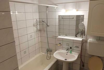 Apartament cu 2 camere decomandat în 1 Mai - 3