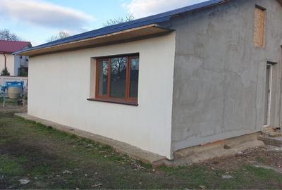 Casă cu 4 camere în Budești - 5
