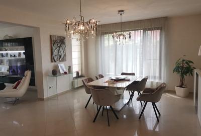 Casa/vila P+1+M , STEFANESTI, teren 749 mp, finisaje superioare, mobilata - 13