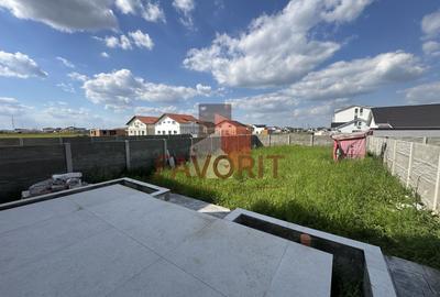 Duplex cu 5 camere cu Canalizare în Moșnița Nouă - 3