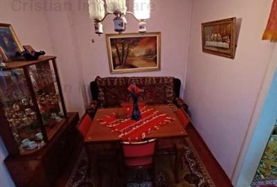Casa din caramida, teren 180 mp, deschidere dubla, zona Piat - 8