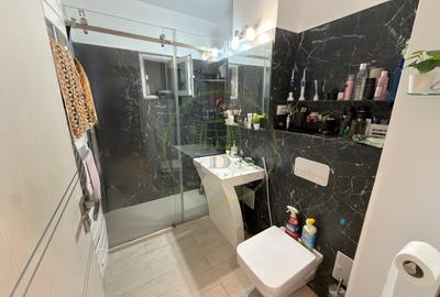 Apartament cu 2 camere semidecomandat, mobilat în 1 Mai - 9