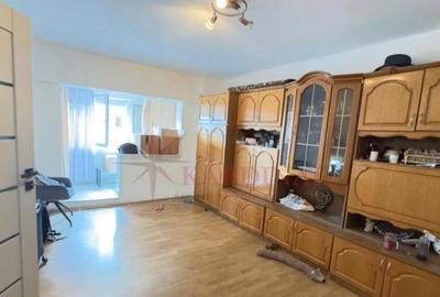 Apartament 2 camere, decomandat - zona Centru Civic - 4