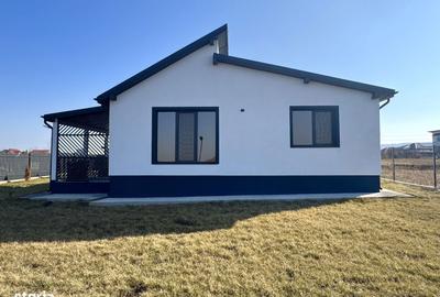 Casă cu 4 camere cu Teren 600 Mp în Bucium