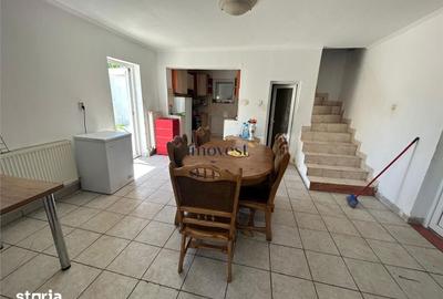 Casă cu 6 camere cu Teren 900 Mp în Vetiș - 10