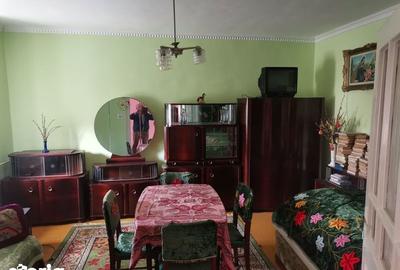 Casă cu 2 camere cu Teren 90 Mp în Central - 1