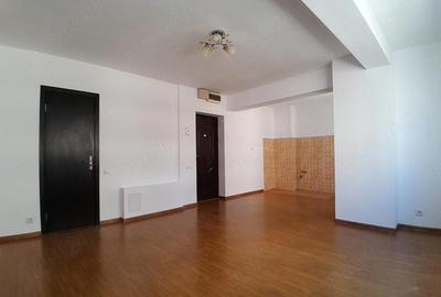 Apartament cu 2 camere nedecomandat în Central