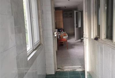 Casă individuală cu 2 camere cu Canalizare în Central - 7