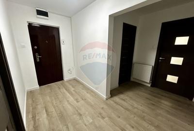 Apartament cu 3 camere decomandat în Săsar - 12