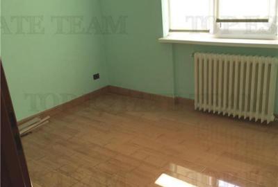 Super : Apartament 4 camere Calea Romanului - Piatra Neamt - 1