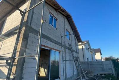 Casă cu 4 camere cu Teren 311 Mp în Central - 8