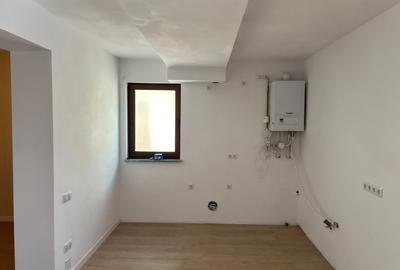Apartament cu 4 camere semidecomandat în Florești - 10