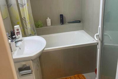 Apartament cu 2 camere decomandat în Traian - 4
