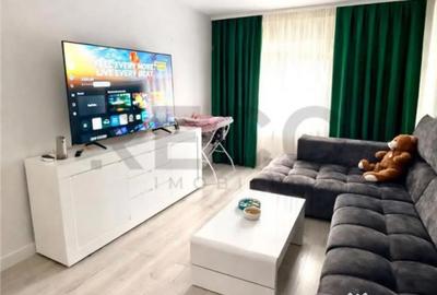 Apartament cu 3 camere decomandat în Lotus
