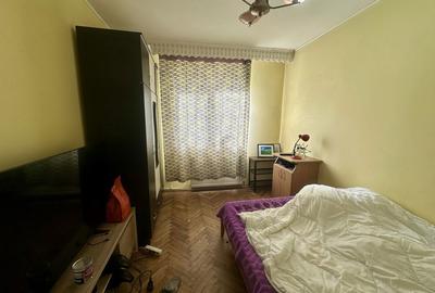 Apartament cu 4 camere decomandat în Alexandru cel Bun - 2