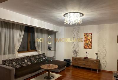 Apartament cu 3 camere decomandat, mobilat în Titan