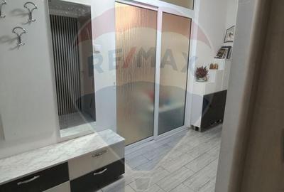 Apartament cu 2 camere decomandat, mobilat în Calea Severinului - 5