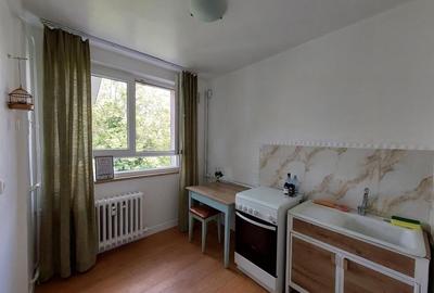 Vanzare apartament 2 camere | Titan | zona verde | frumoasa | bloc 4 etaje reabi - 11