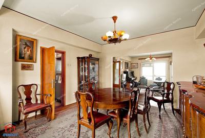 Apartament clasic si spatios, situat in centrul istoric al orasului - 2