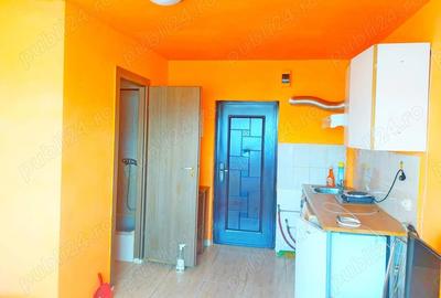 Umt garsoniera - 2