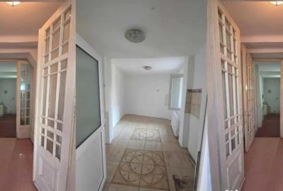 Apartament cu 4 camere decomandat în Central - 4