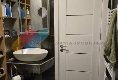 Apartament cu 2 camere semidecomandat, mobilat în Florești - 11