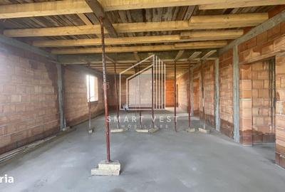 Casă cu 4 camere cu Teren 700 Mp în Botiz - 9