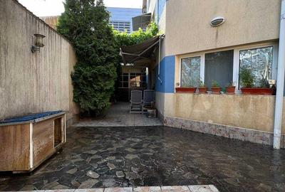 Casă cu 7 camere cu Canalizare în Vitan - 4