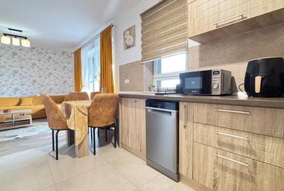 Apartament cu 2 camere, mobilat în Tractorul - 2