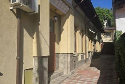 Casă interbelică renovată – Spațiu ideal pentru birouri –Unirii Parcul Carol