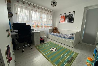 Apartament cu 3 camere semidecomandat în Baciu - 1
