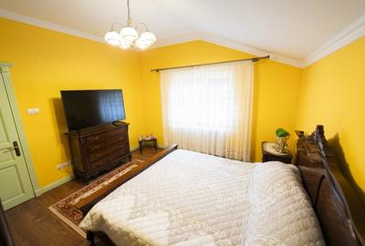 Casa cu personalitate Strada Spania - 20
