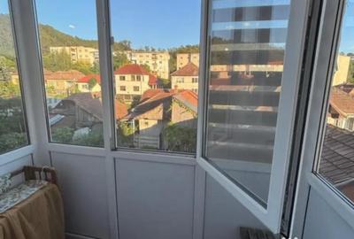 Apartament cu 3 camere decomandat în Central - 4