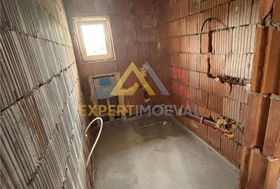Casă cu 5 camere cu Teren 590 Mp în Tăuții-Măgherăuș - 20