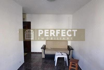 Garsonieră semidecomandată în Democrației - 4