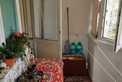 Apartament cu 2 camere decomandat, mobilat în Central - 3