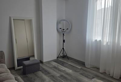 Apartament cu 3 camere decomandat în Central - 4