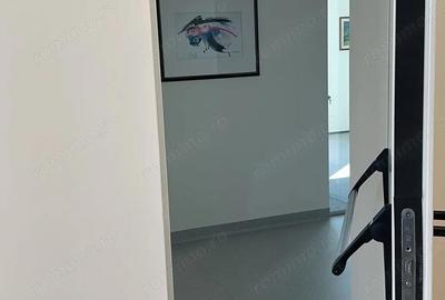 Spațiu comercial, de 146 mp, în Semicentral - 18