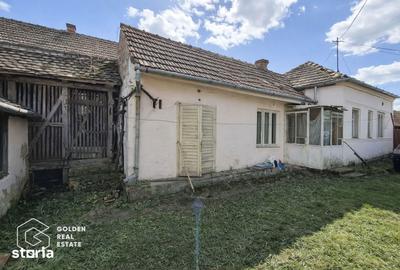 Casă cu 2 camere cu Teren 1170 Mp în Zăbrani - 5