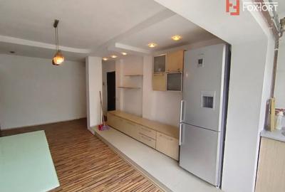 Apartament cu 3 camere decomandat, mobilat în Lunei - 2