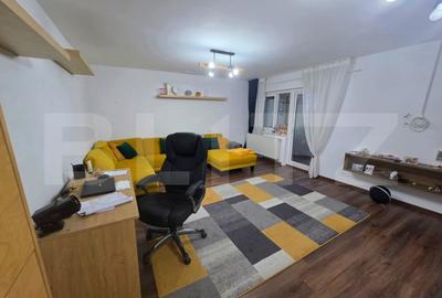 Apartament 3 camere, 74 mp, zona Micro 5 - 2