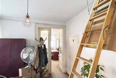 Casă individuală cu 2 camere cu Canalizare în Centrul Istoric - 6